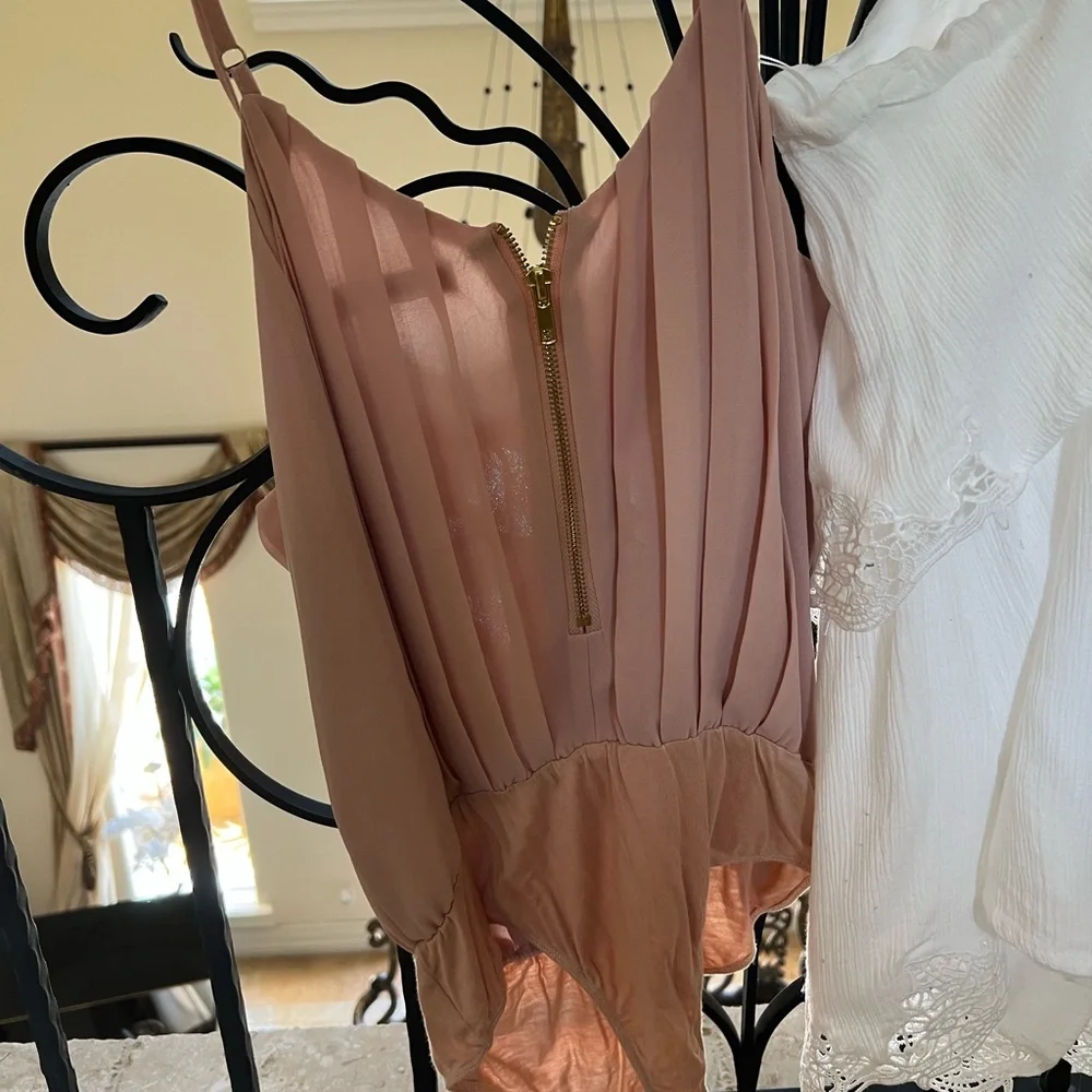 Romper & Bodysuit Bundle - Picture 2 of 5